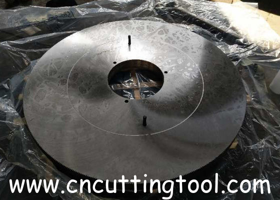 Flat ground balanced circular hot saw blade for steel rolling line