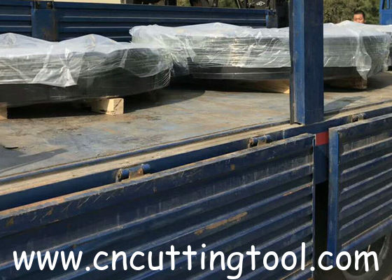 Flat ground balanced circular hot saw blade for steel rolling line