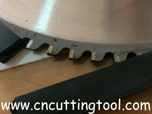 Metal Cutting TCT Saw Blade with 140 Carbide Teeth 750mm Diameter