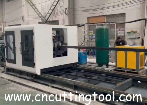 100x100 CNC laser cut flying saw machine for mild steel pipe and tube