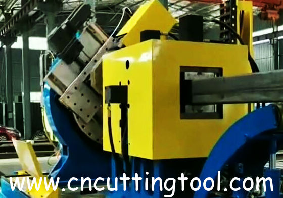 Fully automatic two blade CNC flying cold saw for large diameter tube